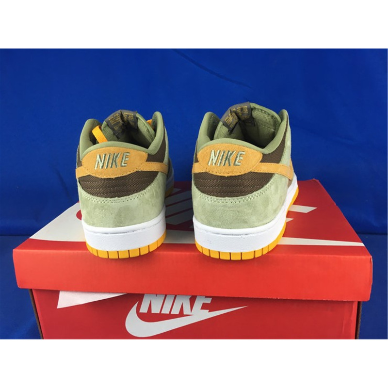 Nike Dunk Low SE Dusty Olive DH5360 300 Sneakers Men Women
