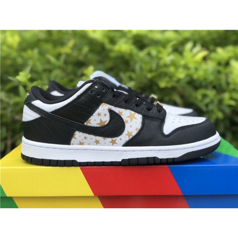 S*p*e x nike sb dunk low 