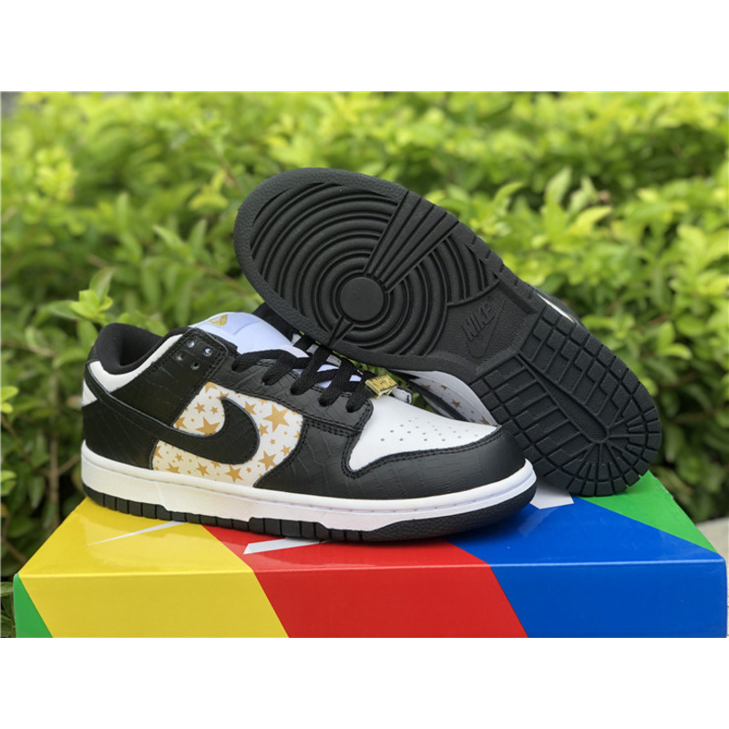 S*p*e x nike sb dunk low "black stars" dh3228 102 sneakers men women