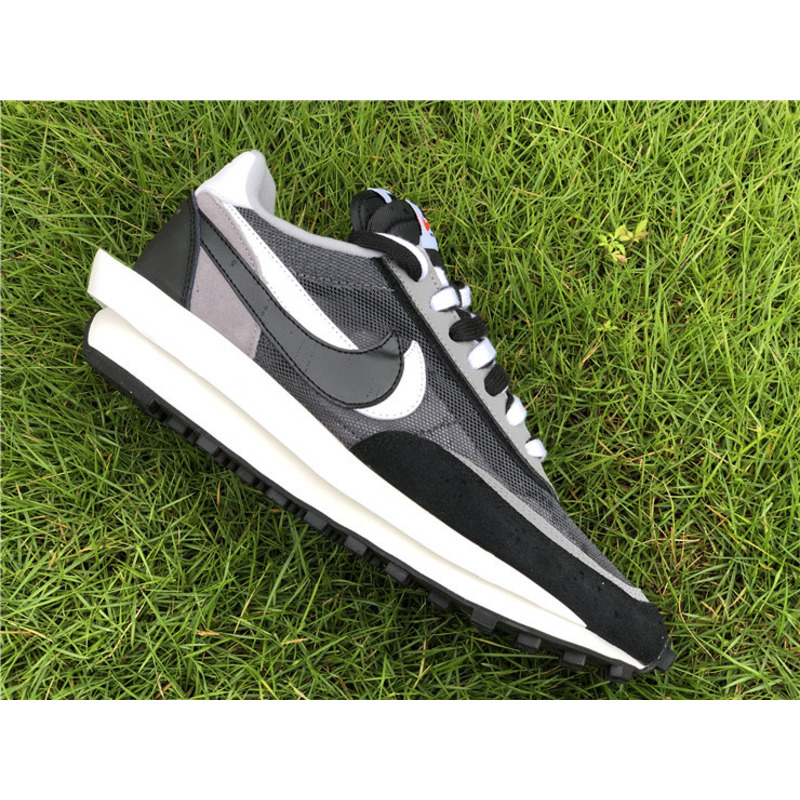 Sacai x Nike LDV Waffle BV0073 001 Sneakers Men Women